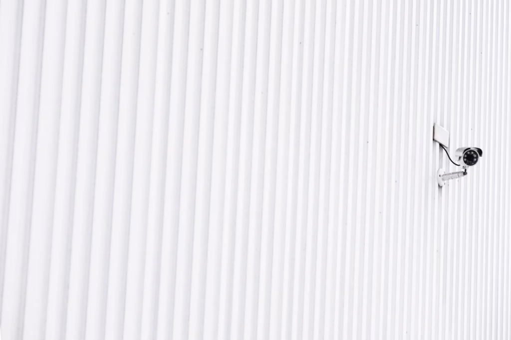 Caméra de vidéoprotection sur une façade