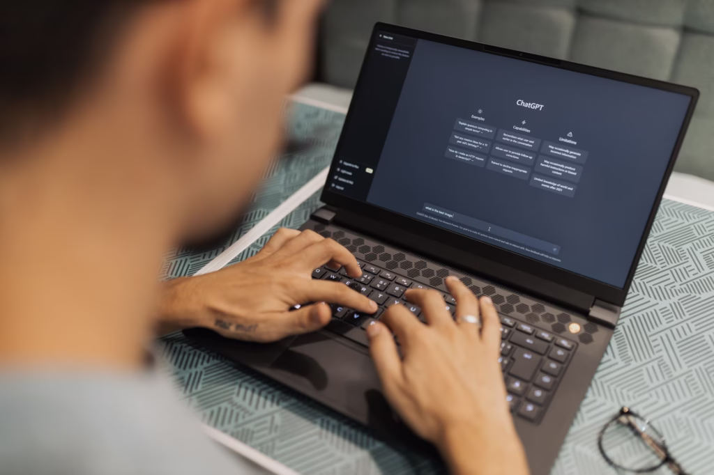 Utilisation d’un assistant IA au bureau